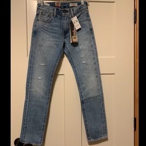 505C Levi’s Slim Straight Leg